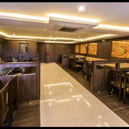 Plaza Hotel Trichy Tiruchirappalli Exterior photo