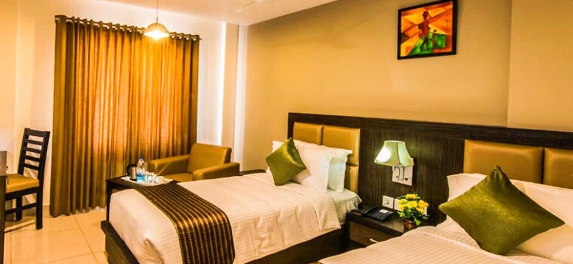 Plaza Hotel Trichy Tiruchirappalli Exterior photo