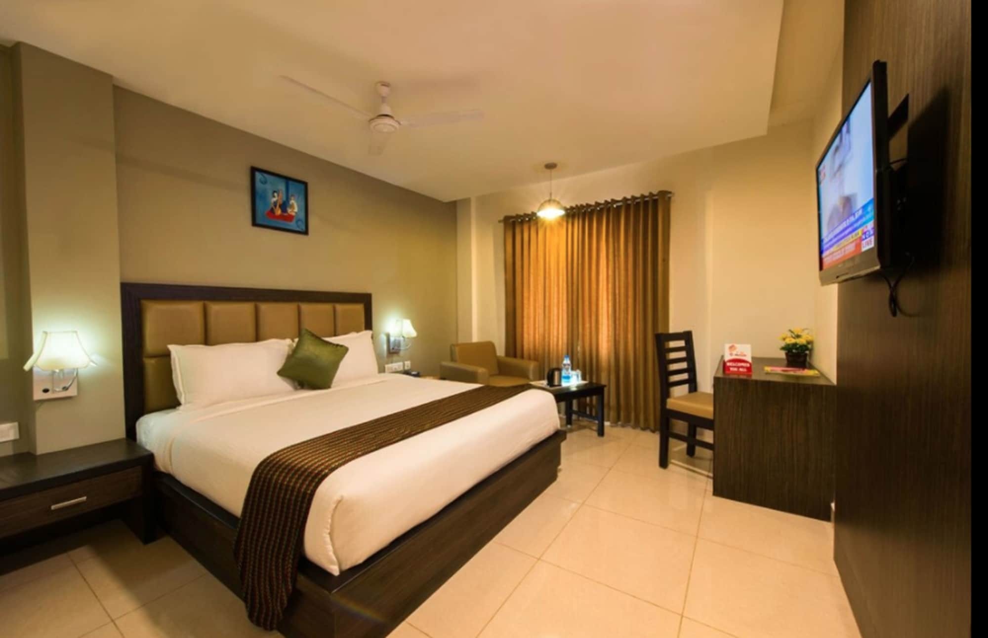 Plaza Hotel Trichy Tiruchirappalli Exterior photo